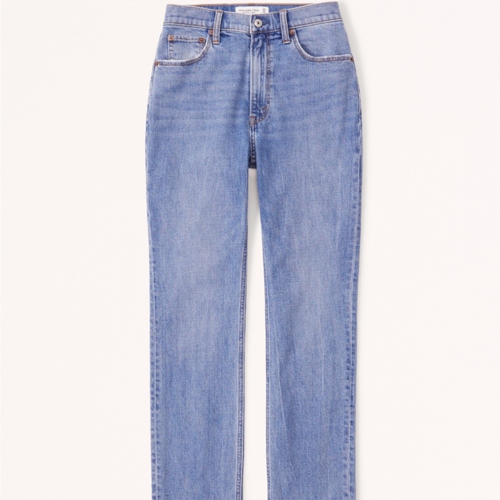 Abercrombie Curve Love Ultra High Rise Ankle Straight Jean 31S